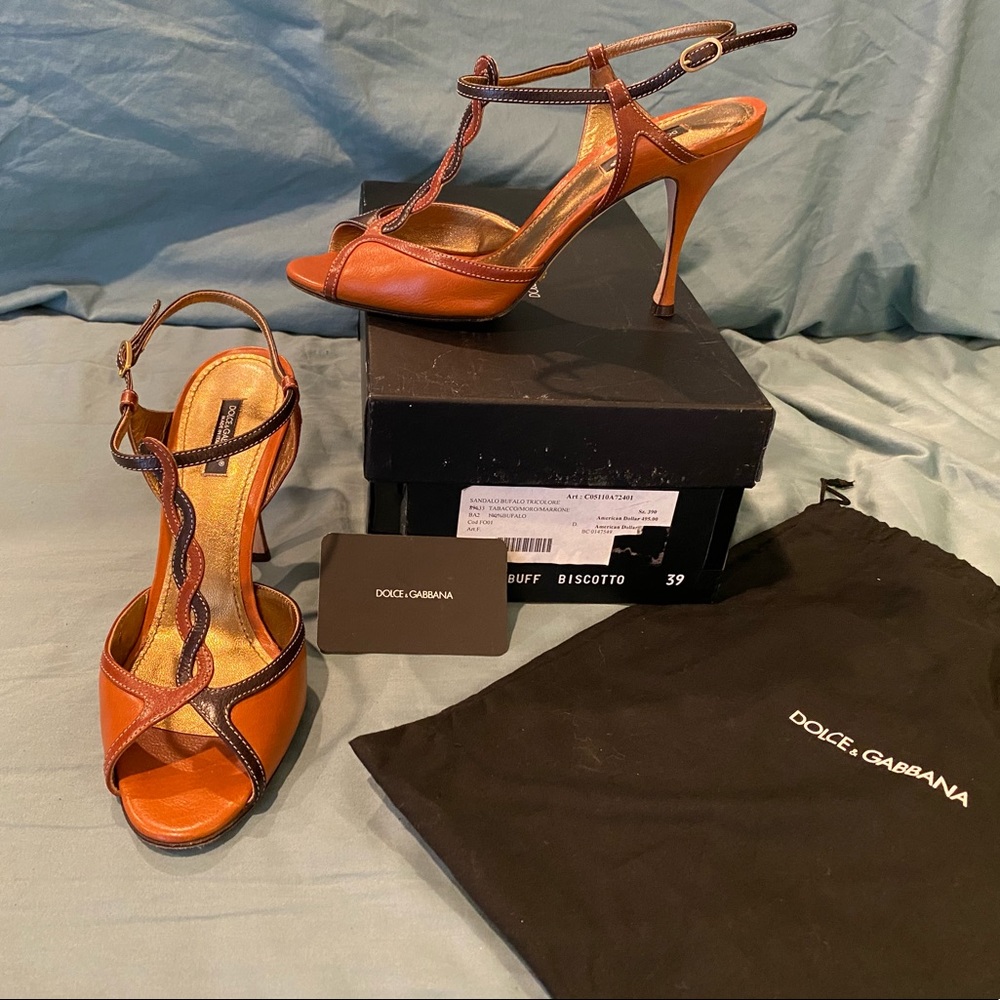 Beautiful Dolce & Gabbana light and dark brown heels 8.5